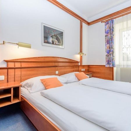 Hotel Gasthof Stoeckler Enns Esterno foto