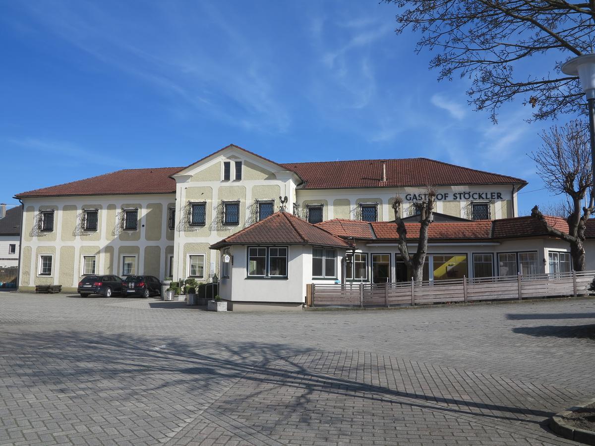 Hotel Gasthof Stoeckler Enns Esterno foto