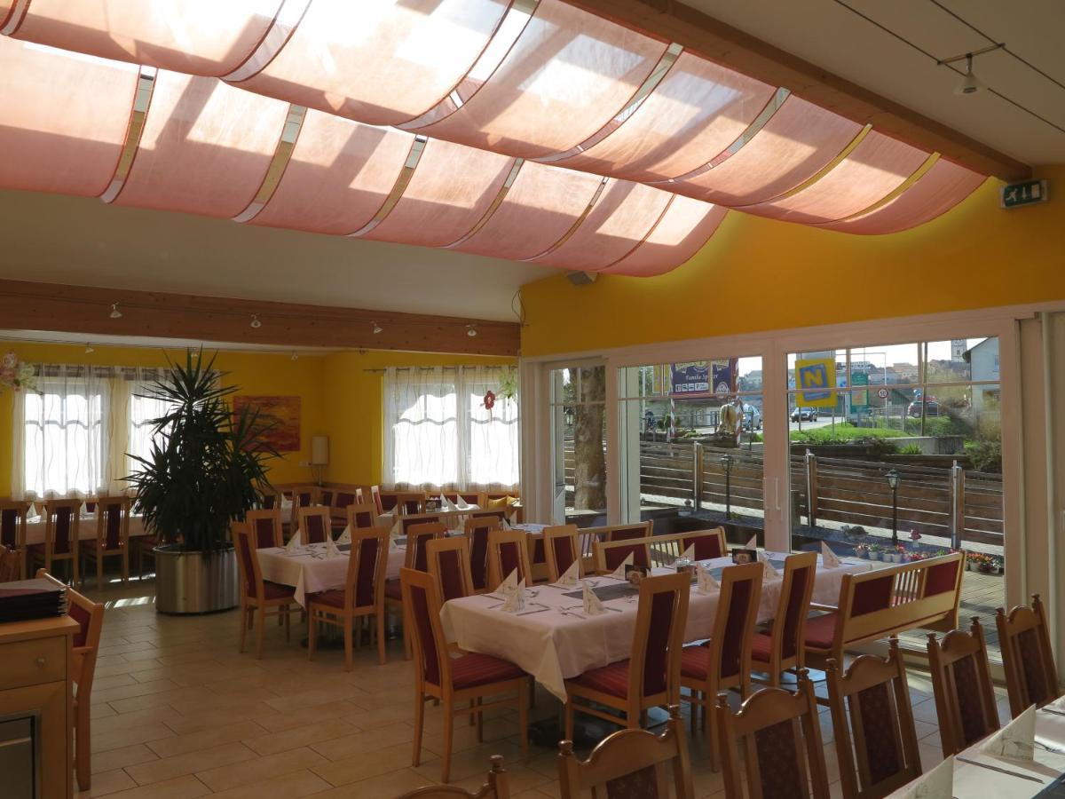 Hotel Gasthof Stoeckler Enns Esterno foto